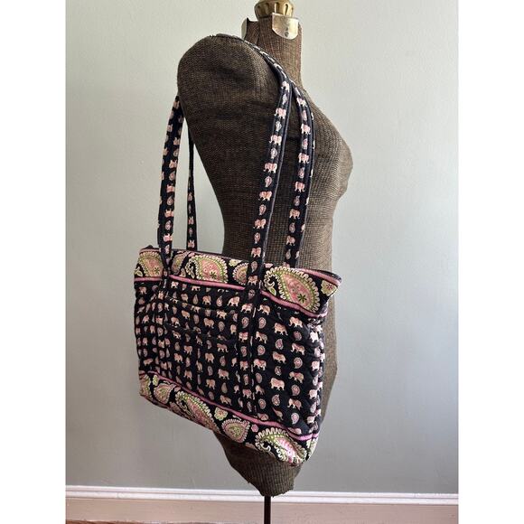 Vera Bradley pink elephants medium zipper tote - Picture 1 of 11